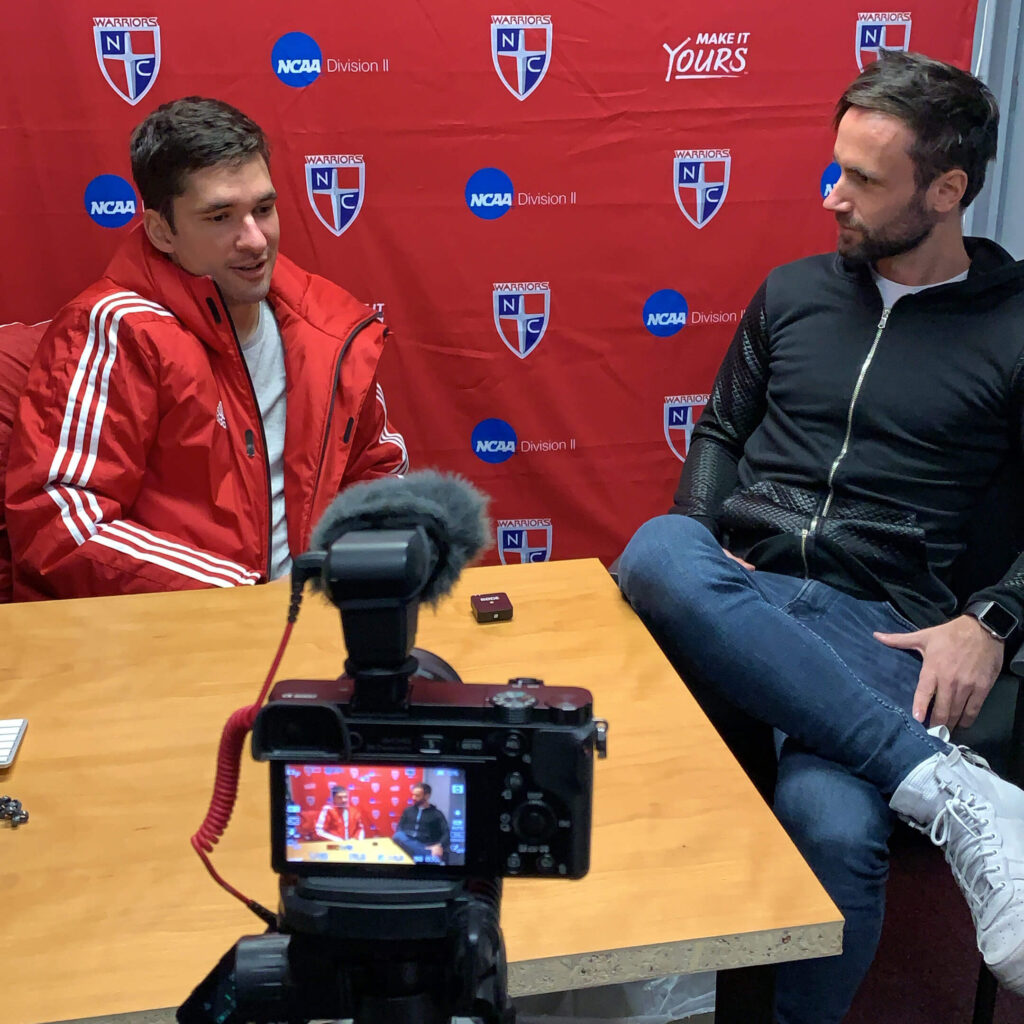 Trainer Alex Schmidt im Interview über seine Erfahrungen im College Fußball in New York City